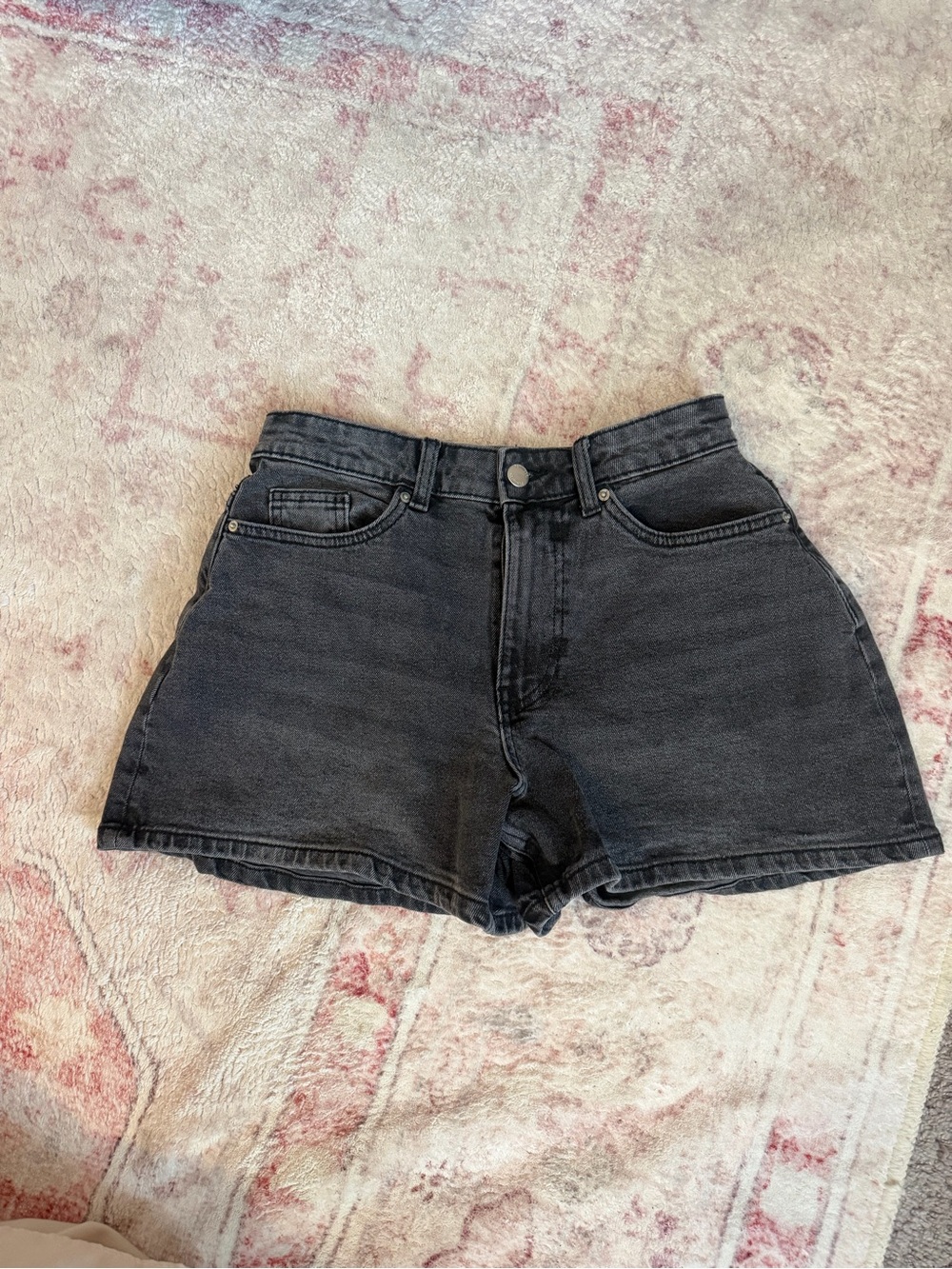 brand new Denim&Co Charcoal High-Rise Jean Shorts